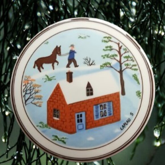Villeroy Boch Design Naif Porcelain Lidded Trinket Box winter scene horse man - Picture 1 of 16